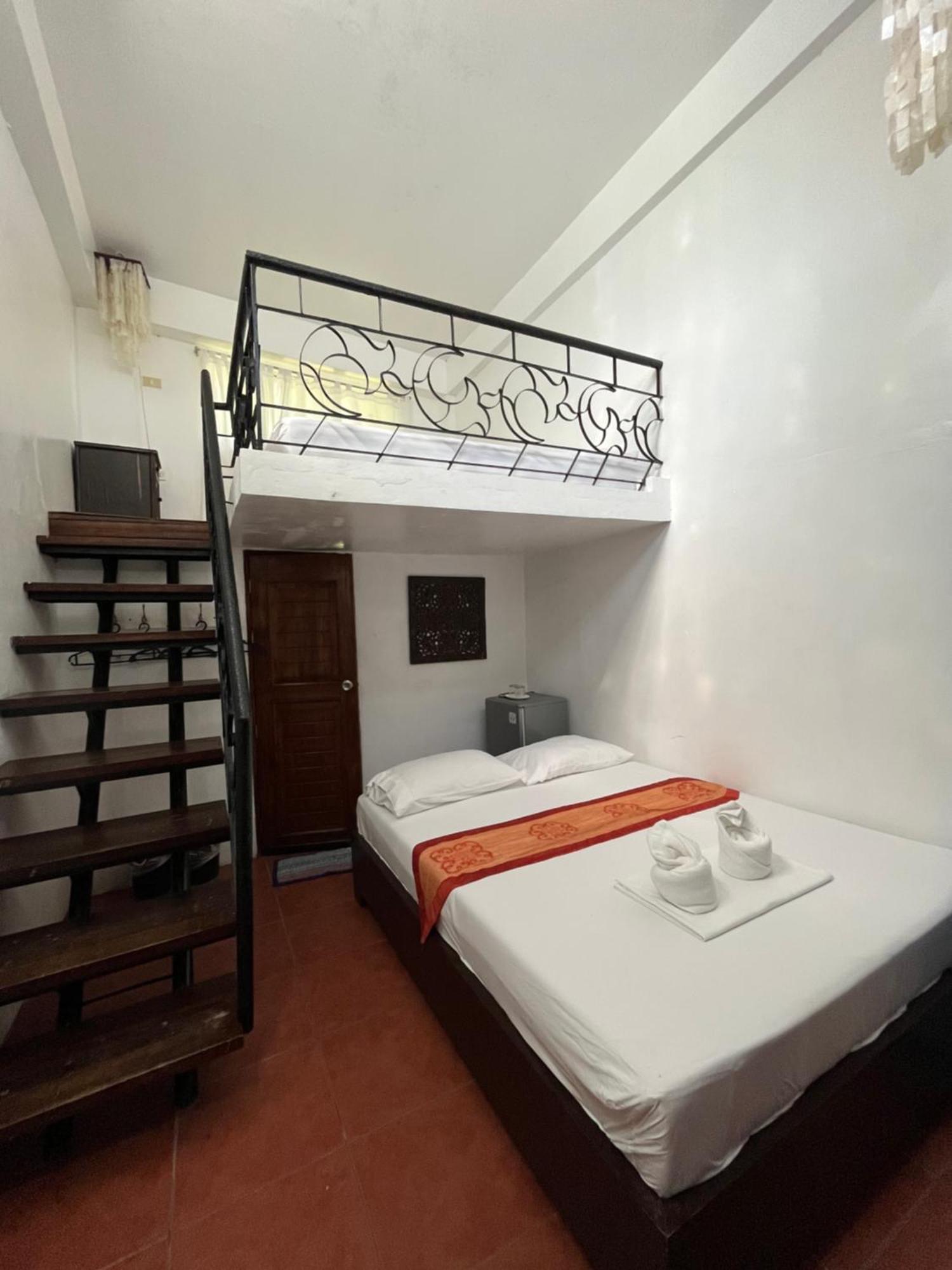 Boracay Ocean Bay Hotel Balabag  Bagian luar foto