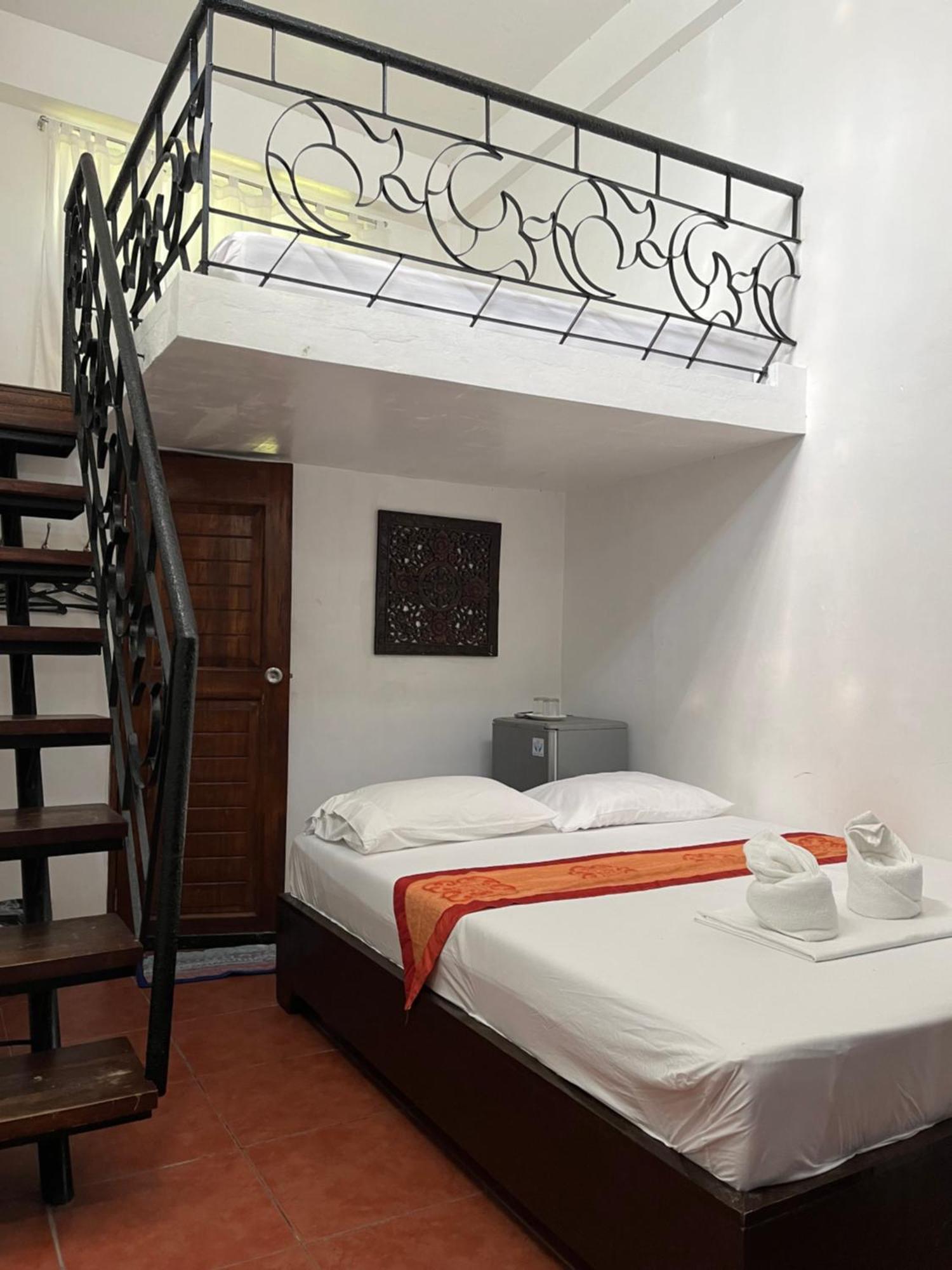 Boracay Ocean Bay Hotel Balabag  Bagian luar foto