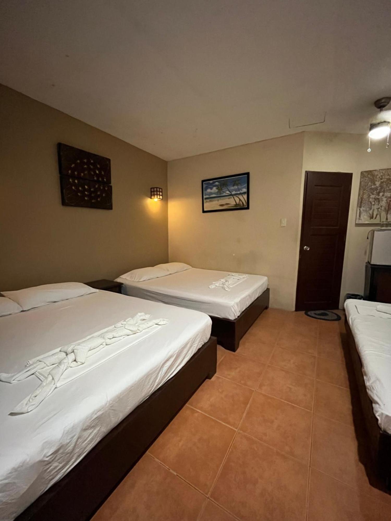 Boracay Ocean Bay Hotel Balabag  Bagian luar foto