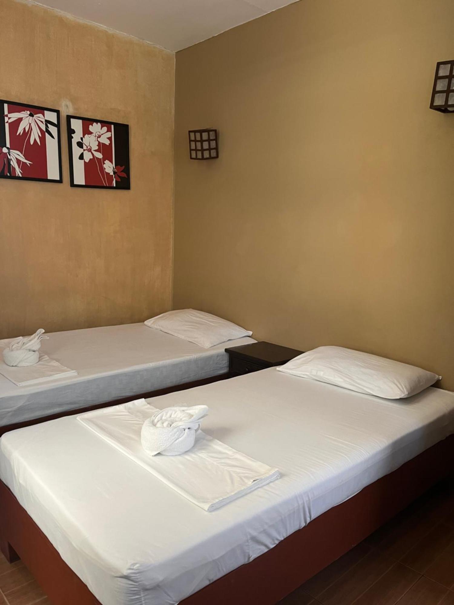 Boracay Ocean Bay Hotel Balabag  Bagian luar foto