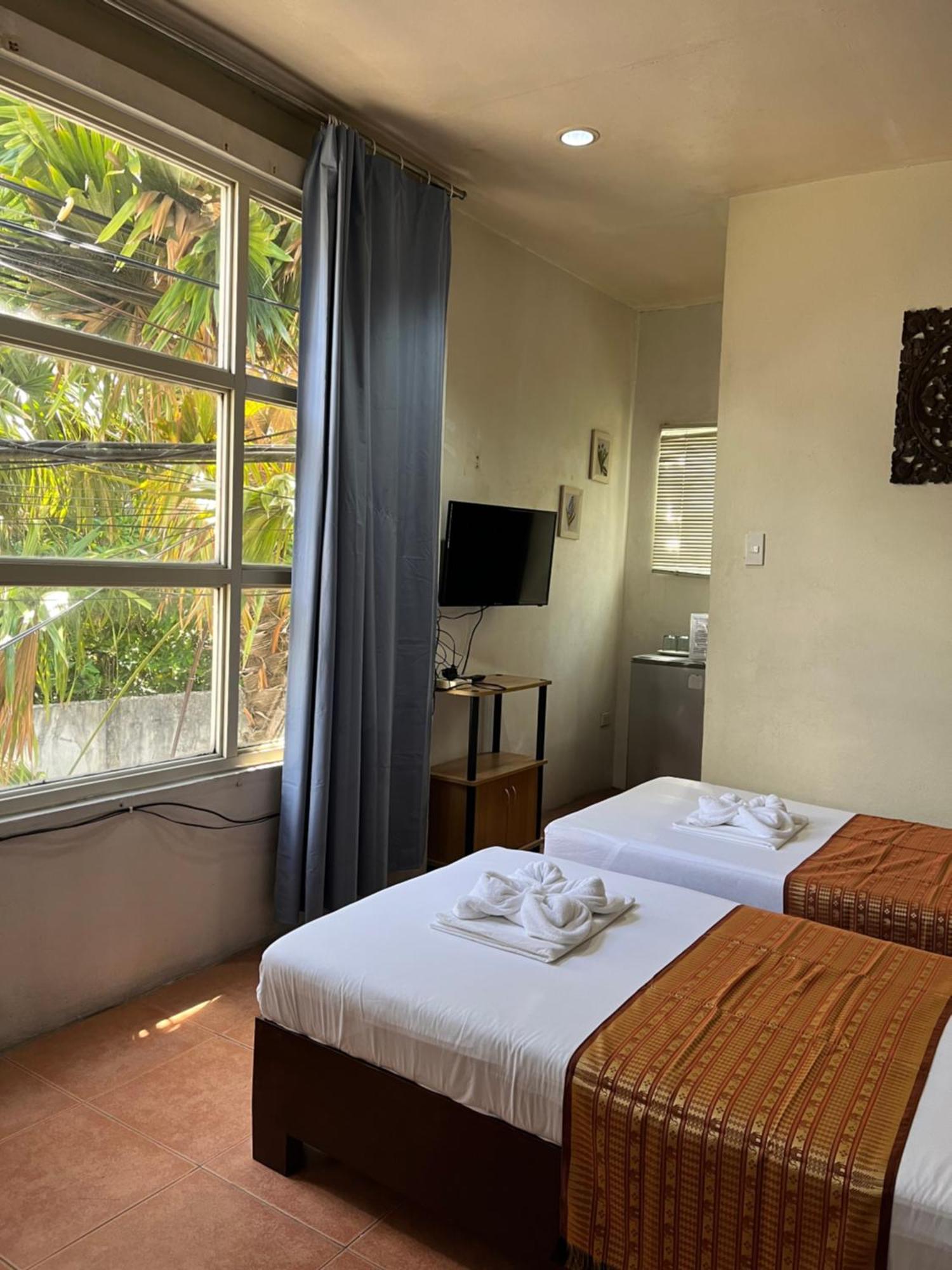 Boracay Ocean Bay Hotel Balabag  Bagian luar foto