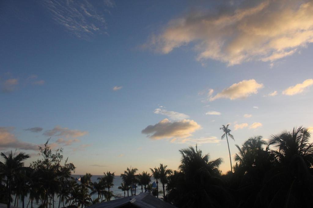 Boracay Ocean Bay Hotel Balabag  Bagian luar foto