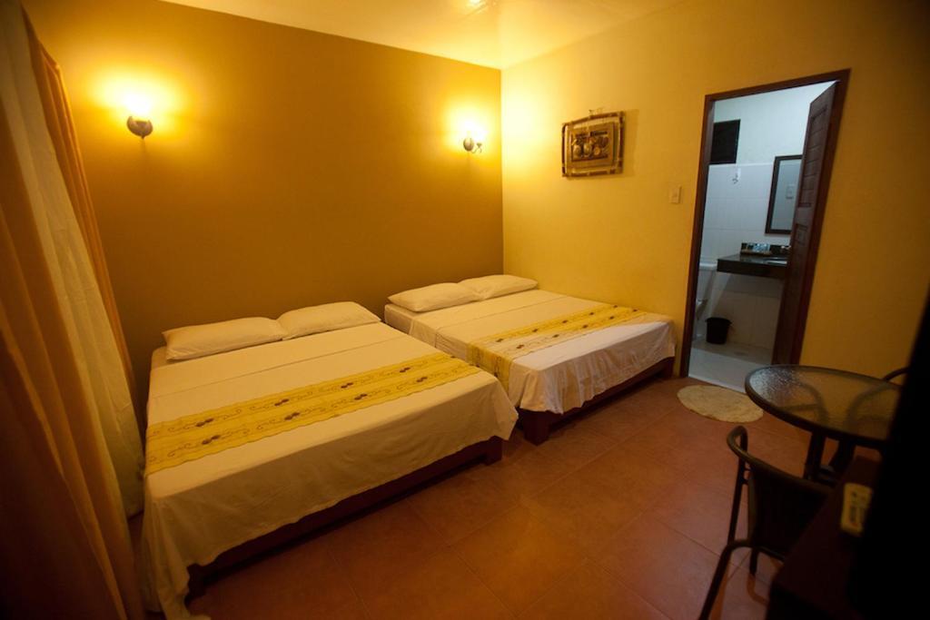 Boracay Ocean Bay Hotel Balabag  Bagian luar foto